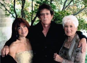 Merrill Reed: vi racconto l'infanzia di mio fratello 9 Lou Reed con sua sorella Merrill e sua madre Toby